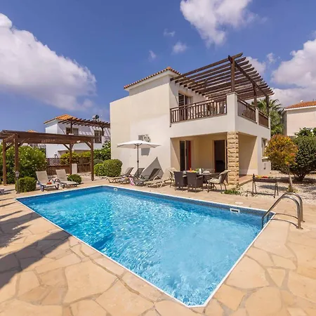 Coral Bay Sun Vila Pegeia