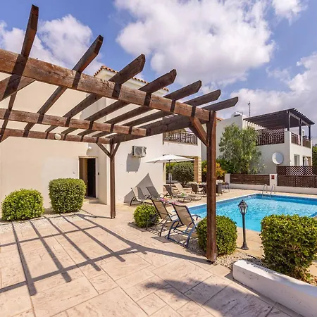 Вилла Coral Bay Sun *