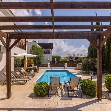 Coral Bay Sun Vila Pegeia