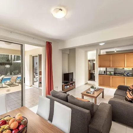 Вилла Coral Bay Sun *