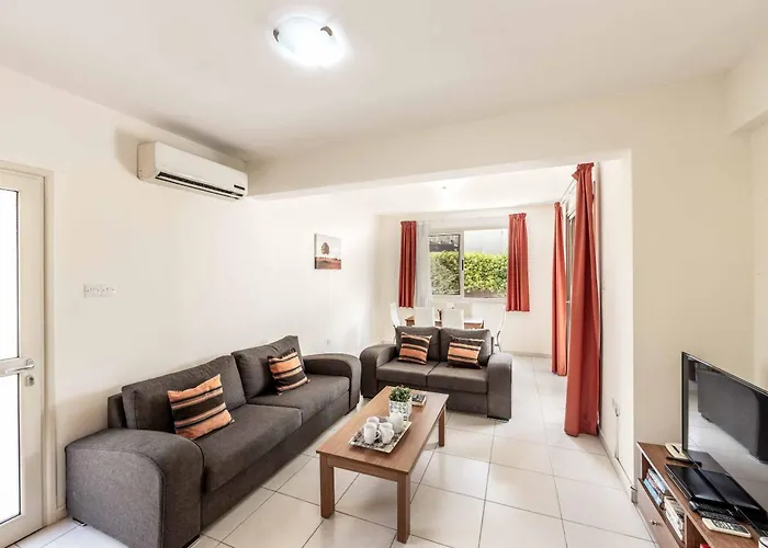 Coral Bay Sun Pegeia