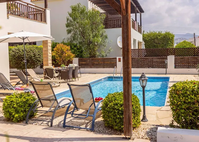 Coral Bay Sun Vila Pegeia