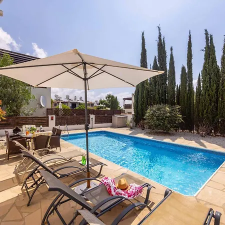 Coral Bay Sun Villa Peyia