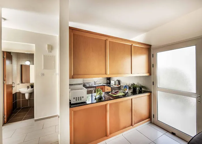 Coral Bay Sun Villa Pégeia